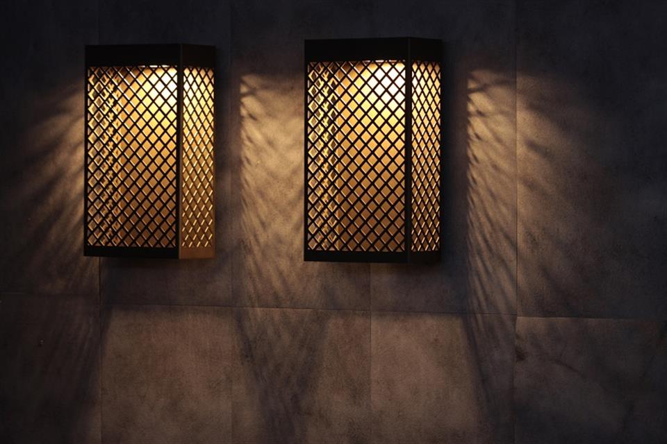 CASTA DIVA R1 by Inverlight  